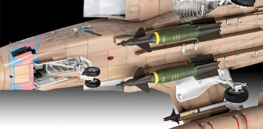 German Revell 1/32 Tornado GR Mk.1 RAF Gulf War Plastic Model Kit 03892