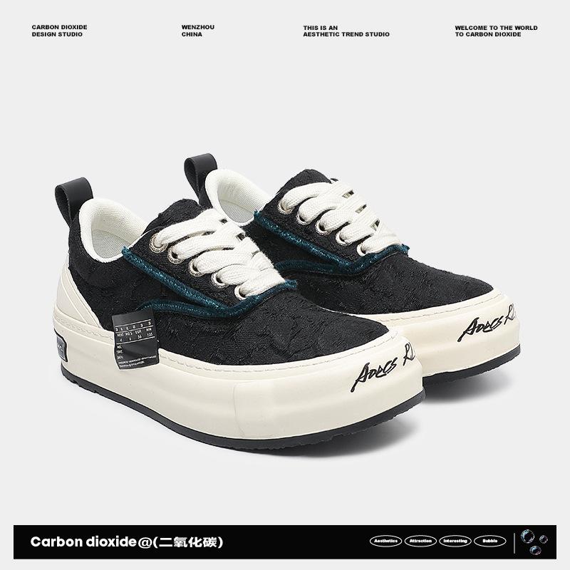 

Star with the same spring and summer low-top board shoes men s fringed rough edge black and white handmade couple casual versatile vulcanized shoes female size 35 чёрный