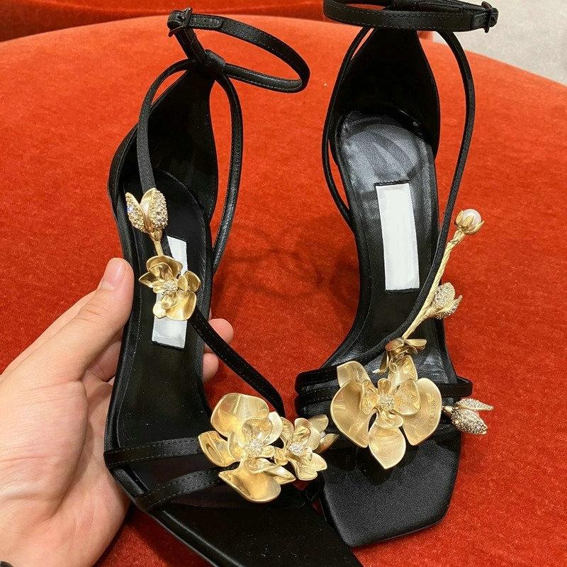 2025 Summer New Gold Flower Square Thin Heel Single Shoes With Sexy Open Toe Design Sense Women Sandals