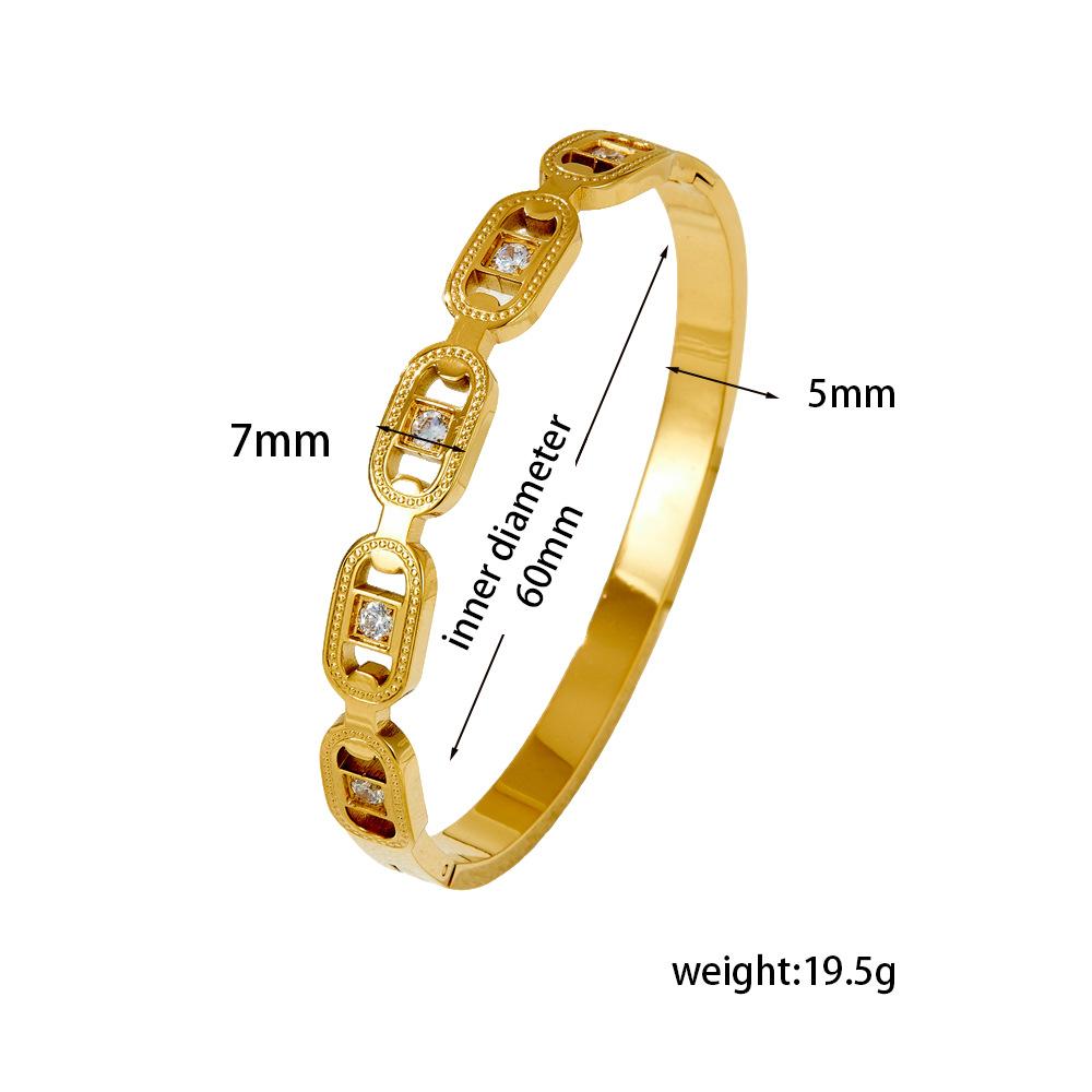 2026 Fashion Square Women's Bracelet with Diamond Buckle Fashion Bracelet Cross-border Jewelry Light Luxury Temperament