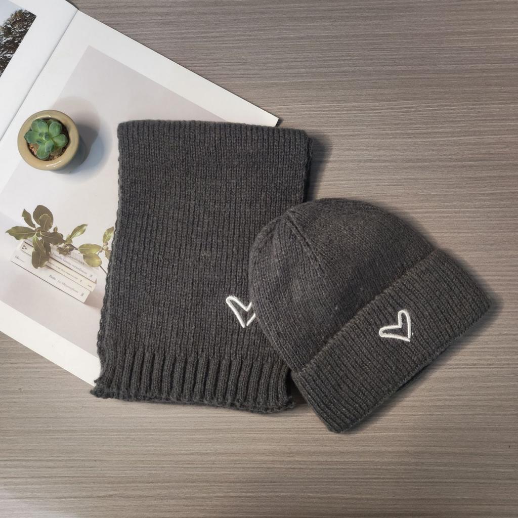 Children's Plain Hat and Scarf Embroidered Two-Piece Autumn/Winter Set Baby Warm 100% Polyester