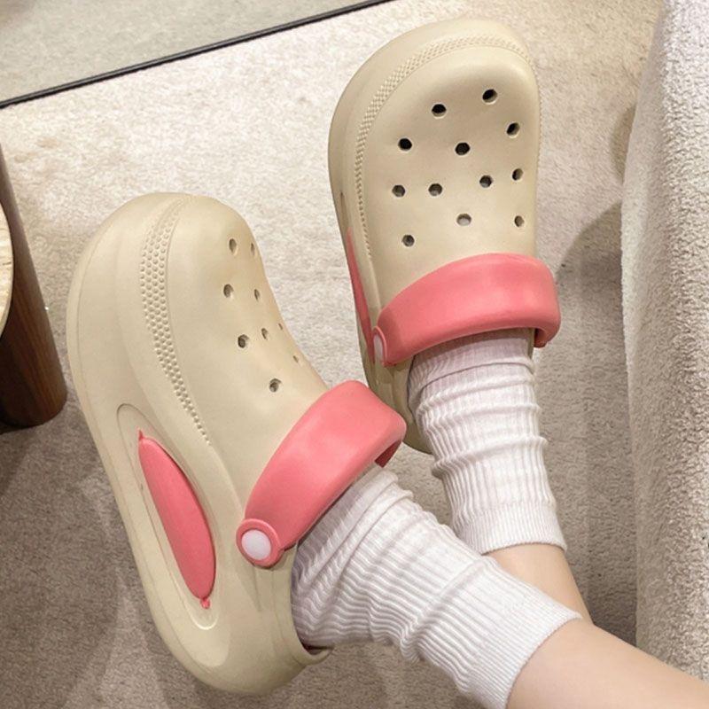 Fashion 2025 Summer New Women’s Lightweight EVA Slip on Sandals Hollow Round Toe Platform Breathable Slippers for Beach Casual Slippers