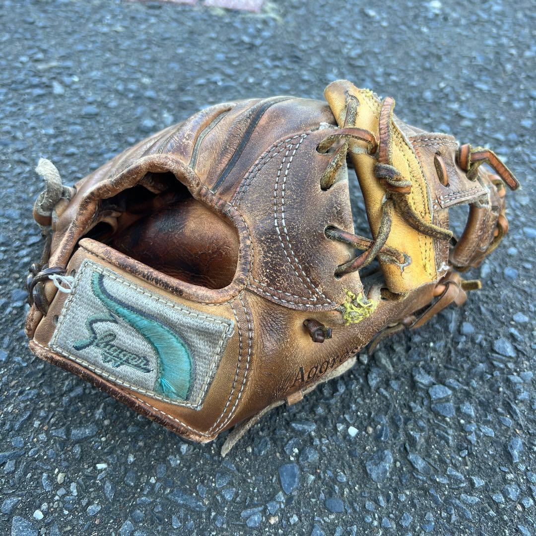Used Kubota Slugger Hardball Softball Infield Second Short Third Glove Ready to Use