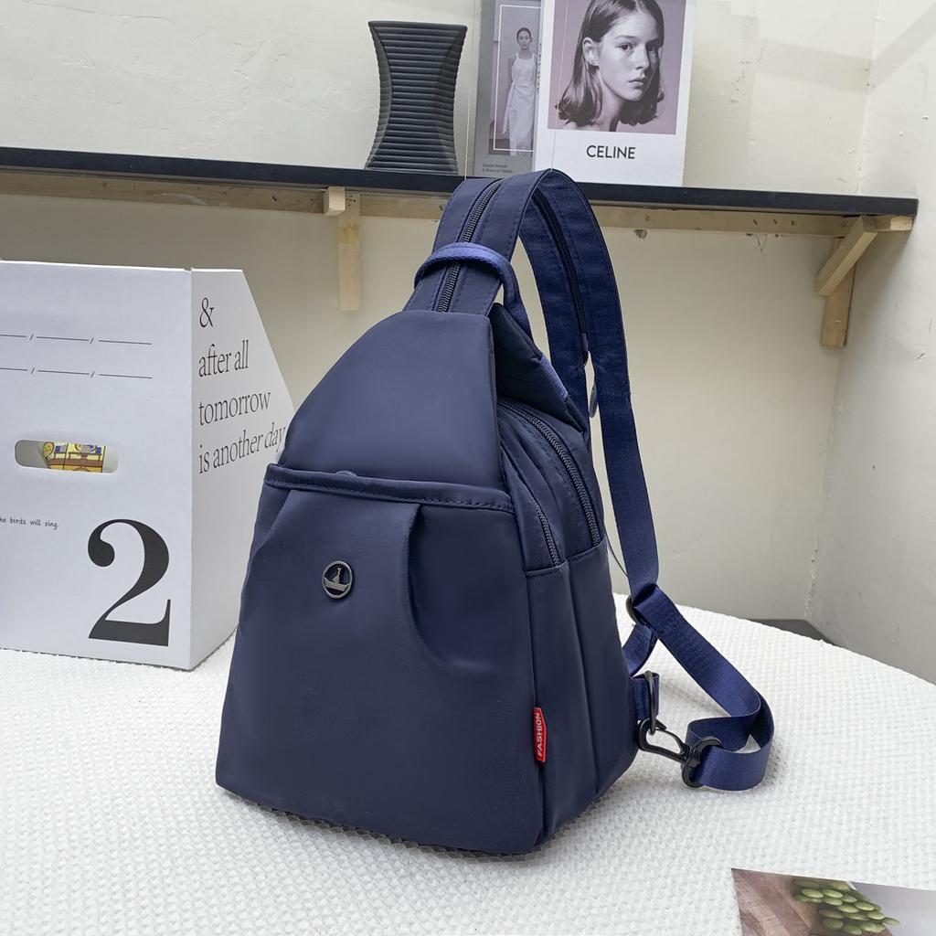 New Fashion Messenger Bag Women's Light and Strong Backpack Multi-purpose Versatile Travel Backpack Large-capacity Commuter Bag