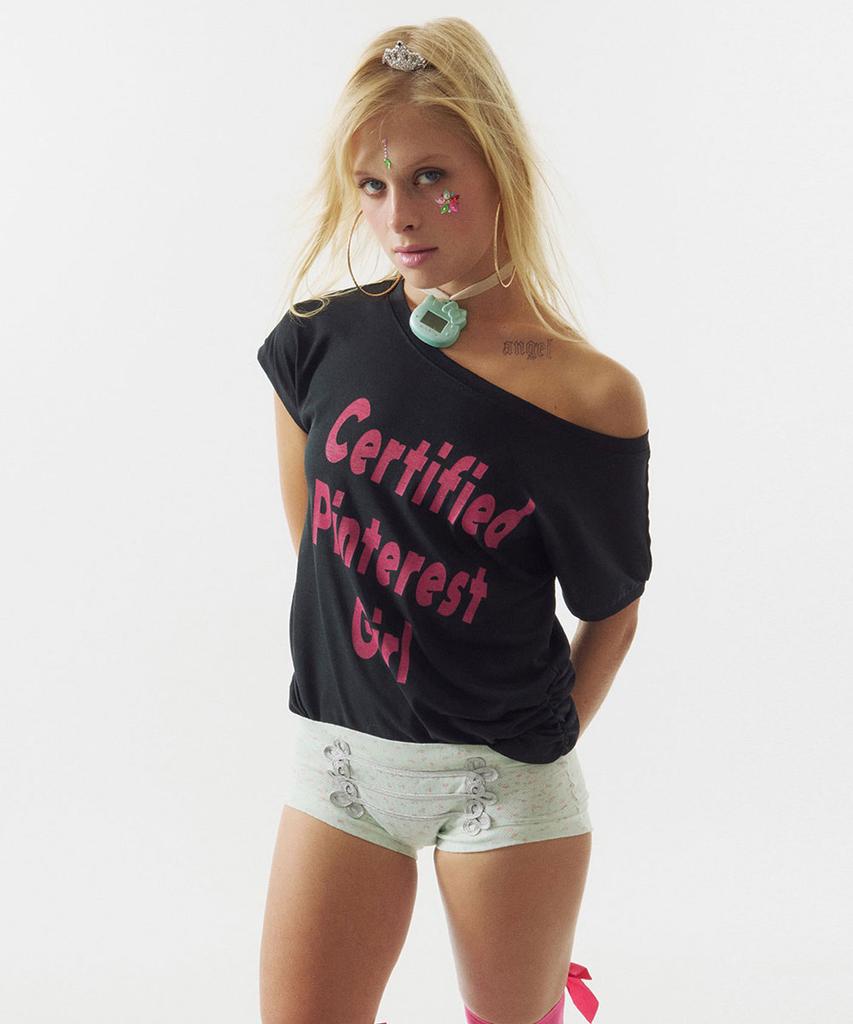 SCULPTOR Certified Girl Tee Black