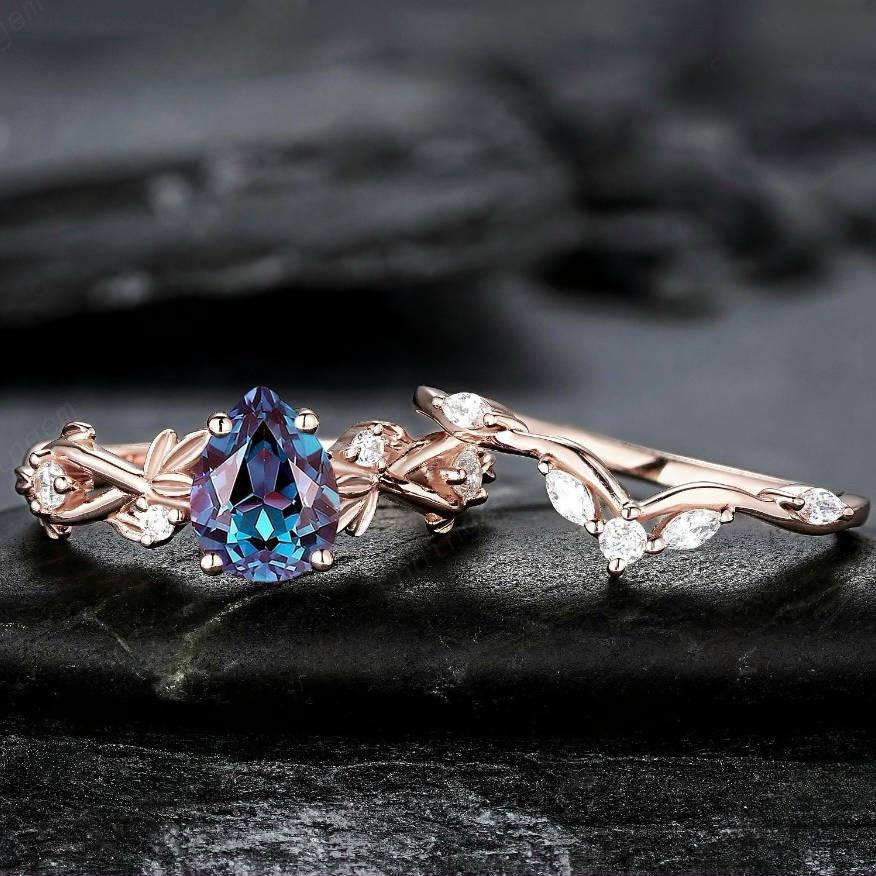 Three Heroes Zircon Inlaid Seven-Color Alloy Couple Ring for Women
