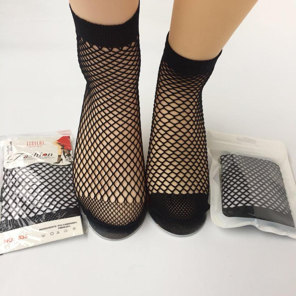 Breathable Women's Summer Mesh Short Socks - Sweat-Absorbent, Stylish Fishing Mesh Design