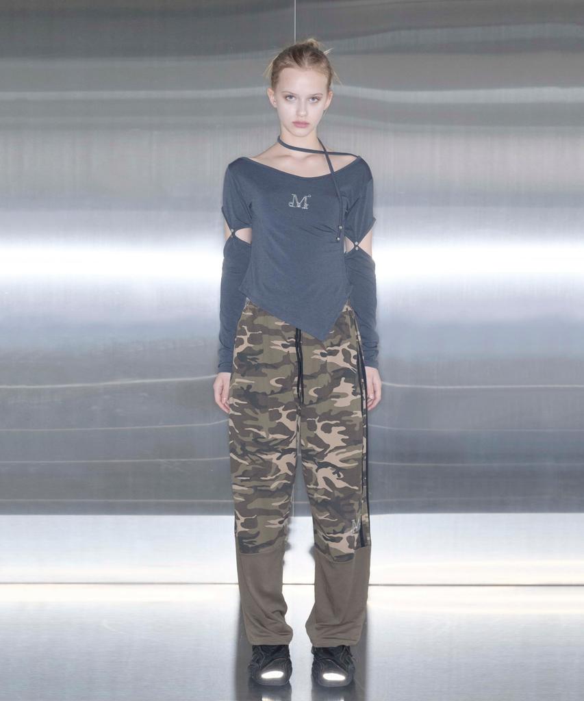 MUCENT Mauve Matching Metal Logo Camo Color Block Wide Elastic Pants