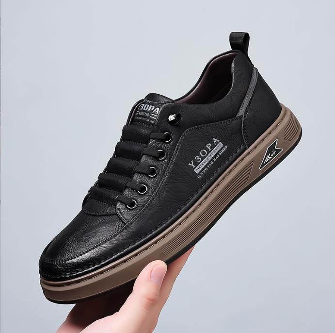 Men's Shoes Leather Casual Sneakers Breathable Walking Slip On Platform Shoes Man Flats Rubber Sole Men Sports Shoes Zapatillas