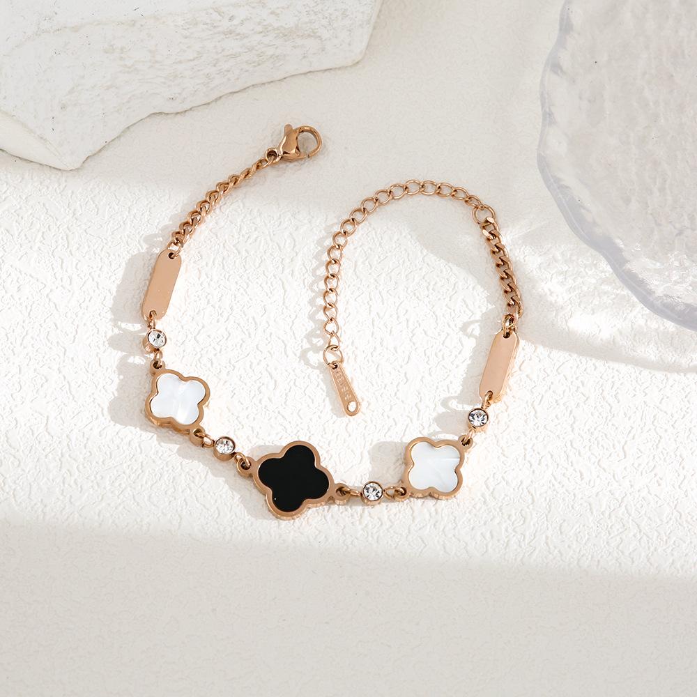 Titanium Steel Shell Lucky Clover Bracelet Fashion Luxury Jewelry Bracelet