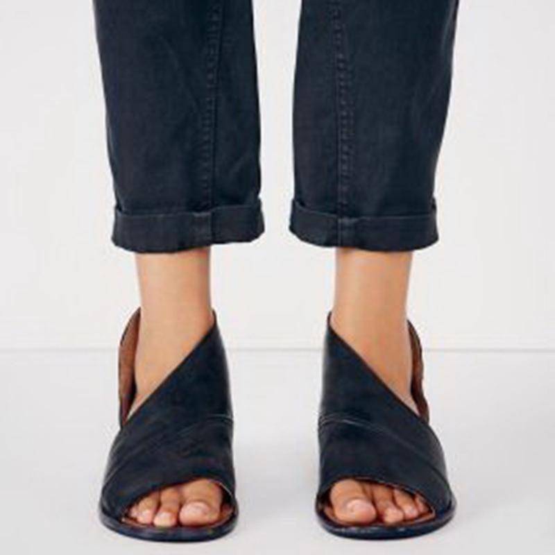 Chic Summer Women Sandals With Sexy Side Open Design And Casual Elegance