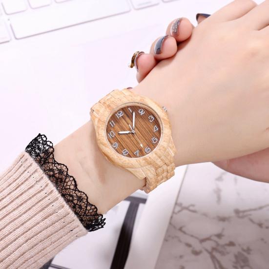 Wood Grain Quartz Watch Stylish Round Dial Watch Arabic Numerals Elegant Wristwatch for Men Women Daily Wear Office Parties Dating