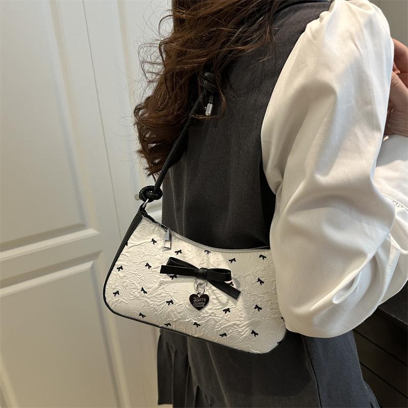 Bow-shaped Crescent-shaped Underarm Bag, A Fashionable and Luxurious Single-shoulder Small Square Bag