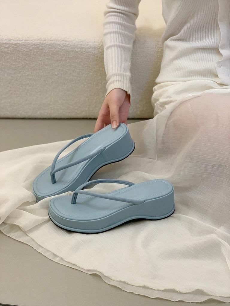 Pinch feet thick-soled heightening slippers women's summer wear versatile casual flip-flops beach seaside slippers