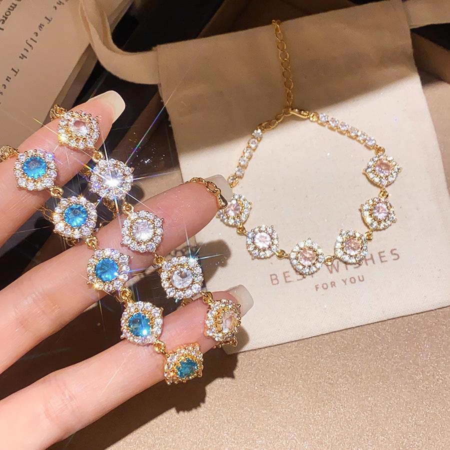 Liu Bao Multicolor Zircon Flower Bracelet – Elegant, Fashionable, Versatile Jewelry