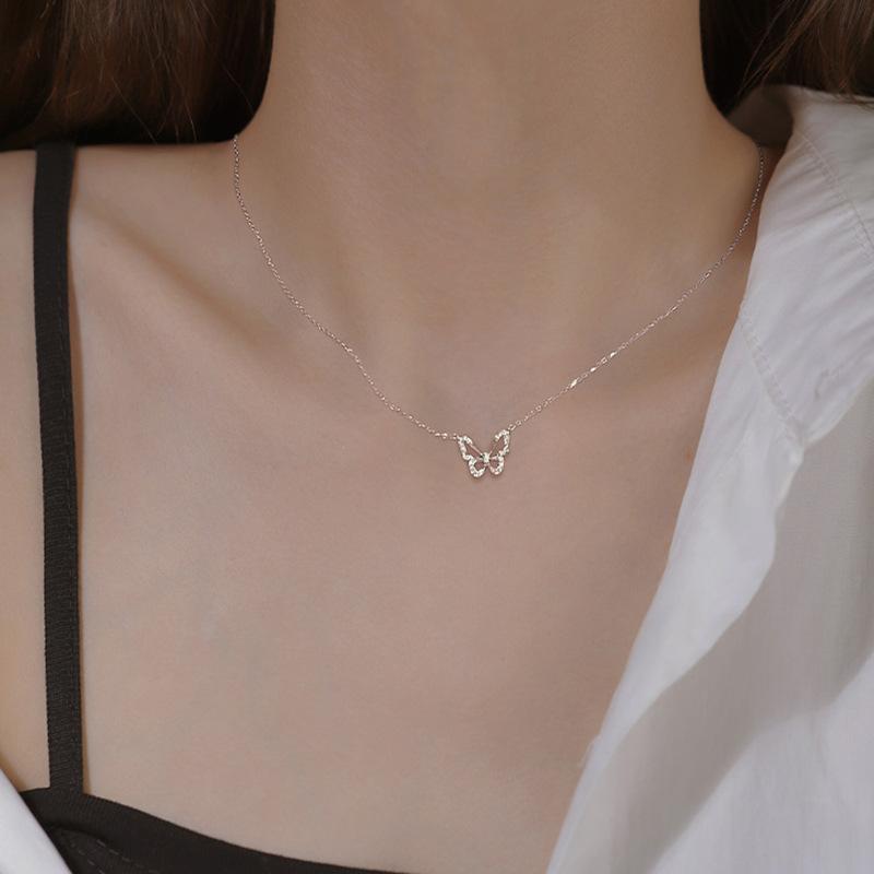 Hollow butterfly necklace women's niche light luxury design pendant fashion pass collarbone chain jewelry wholesale