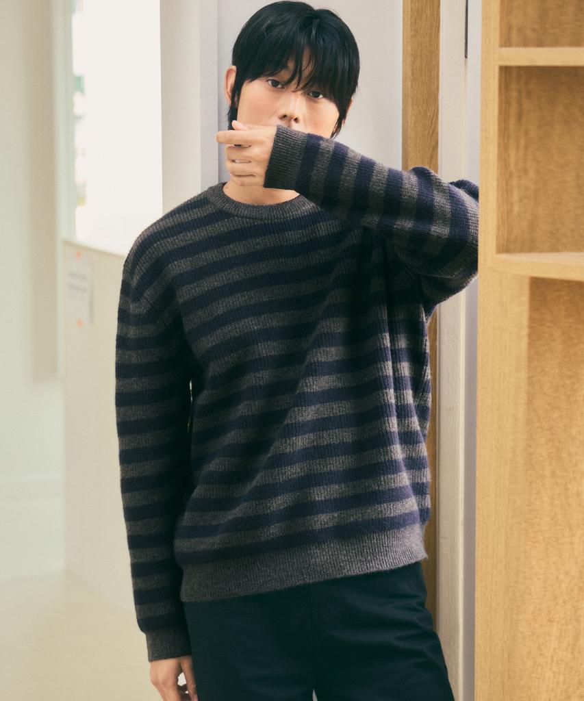 Wednesday Oasis Hush Hazzi Stripe Round Knit_Charcoal(Wc25-Kn60)