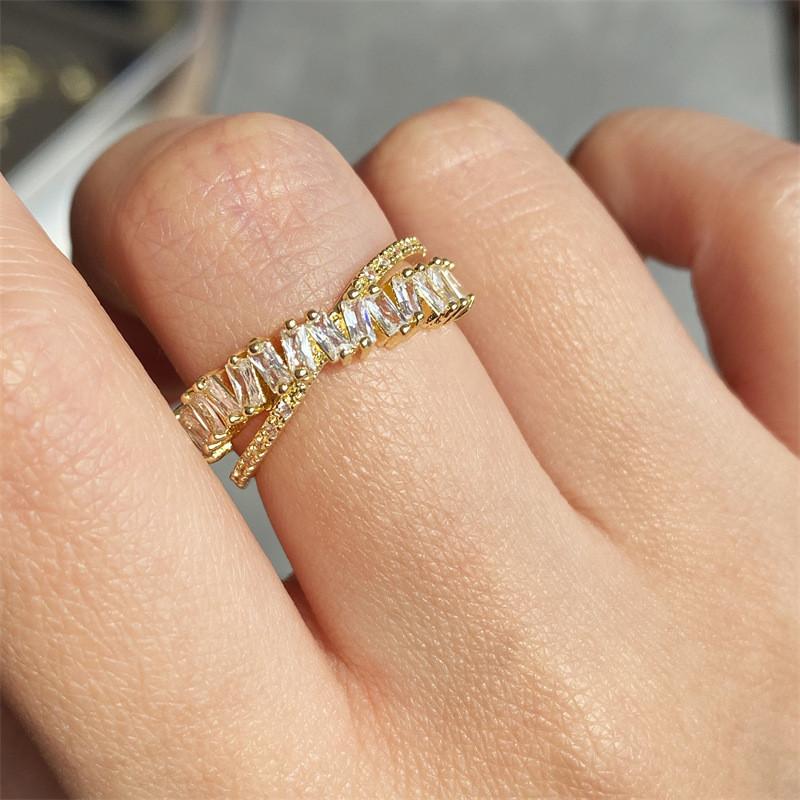 Copper Chic Adjustable Ring With Unique Wave Shape And Shimmering Stone Zircon