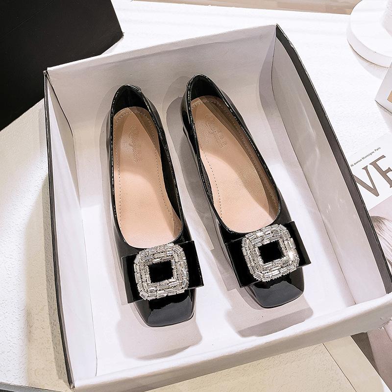 

Square head low-heeled single shoes women s 2025 new spring and autumn women s shoes French rhinestone buckle red wedding shoes thick-heeled high 40 чорний