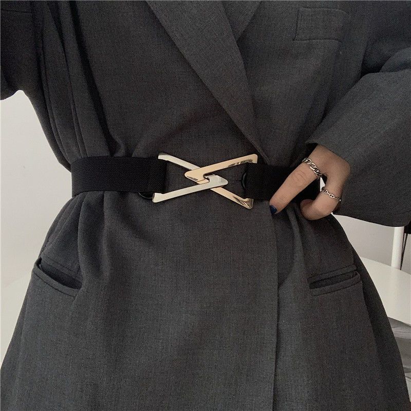 

Black Contemporary Triangle Buckle Belt For Effortless Style Comfort And