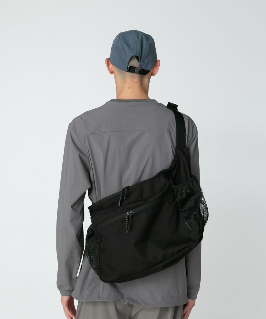 Snow Peak Everyday Use Middle Shoulder Bag 17L AC-25SU403 Lightweight, Storage, Water-repellent