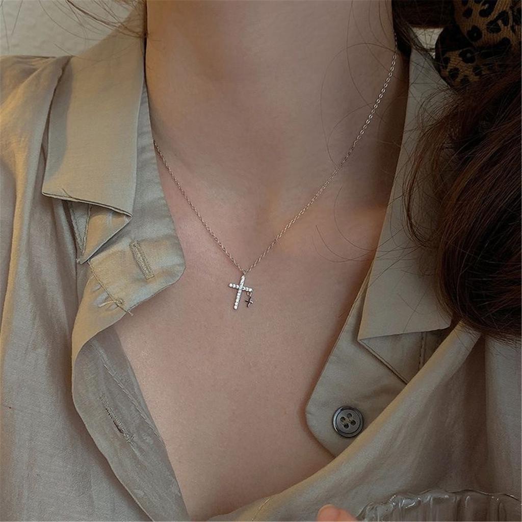 Stylish Crucifix Necklace with Sparkling Zircon Charm Titanium Steel Jewelry Gift for Women Lady Fashion Accessory