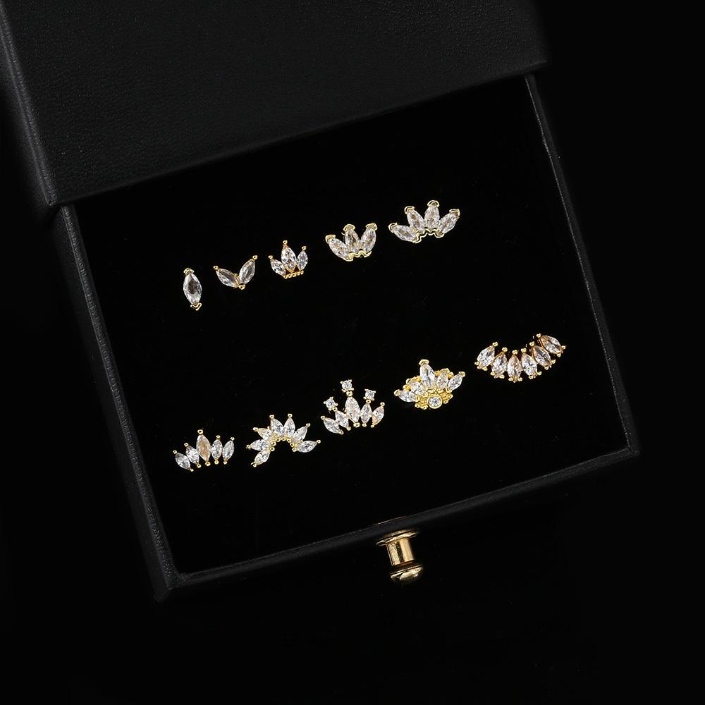 1pc Helix Piercing Ear Stud Earring For Women Cubic Zirconia Small Crown Tragus Pierced Gold Color Girls Ear Accessories Gifts
