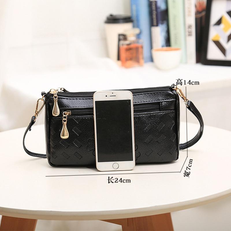 Guangzhou Women's Bags, New Fashion Messenger Bags, Versatile Large-capacity Medium Mother Shoulder Bags