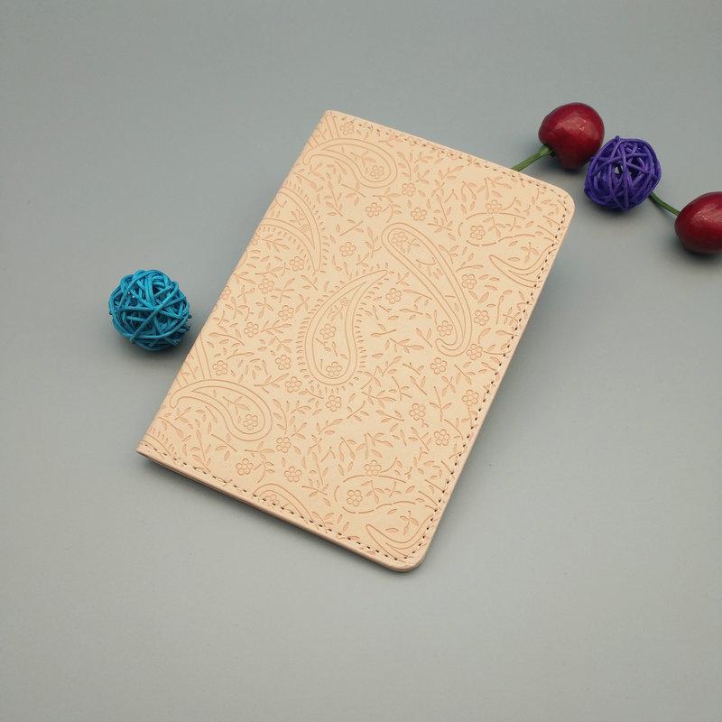 Travel Essentials PU Leather Passport Holder with Waterproof Features and Card Slots