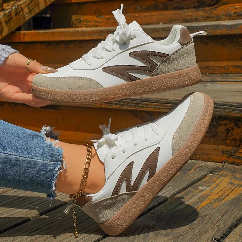 New Ladies Leisure and Comfortable Shoes in Spring Autumn Soft-soled Fashion Sports Shoes Women Sneakers