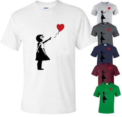 BANKSY RAGAZZA CON PALLONCINO A CUORE T-Shirt Palloncini Graffiti Regalo Natale Amore top Tee