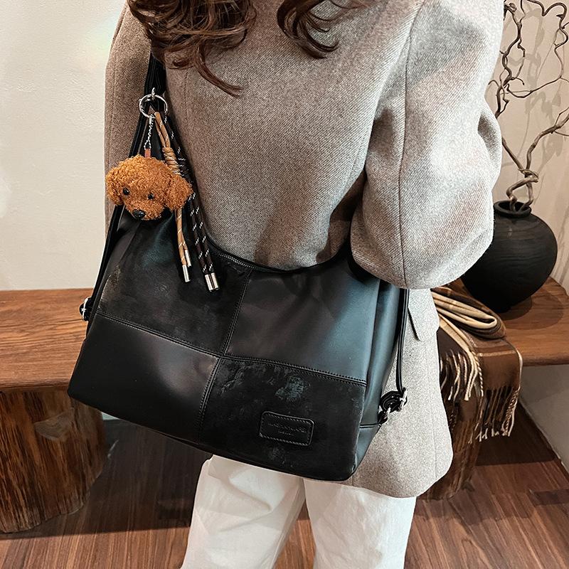 Women's bag large capacity trend backpack 2025 new fashion contrasting color daily versatile shoulder bag