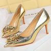 Women's 7 Cm 10 Cm Patent Leather Flowers Women Pumps Sexy Pointed Toe Thin Low Heels Wedding Elegant Party Shoes Zapatos Mujer