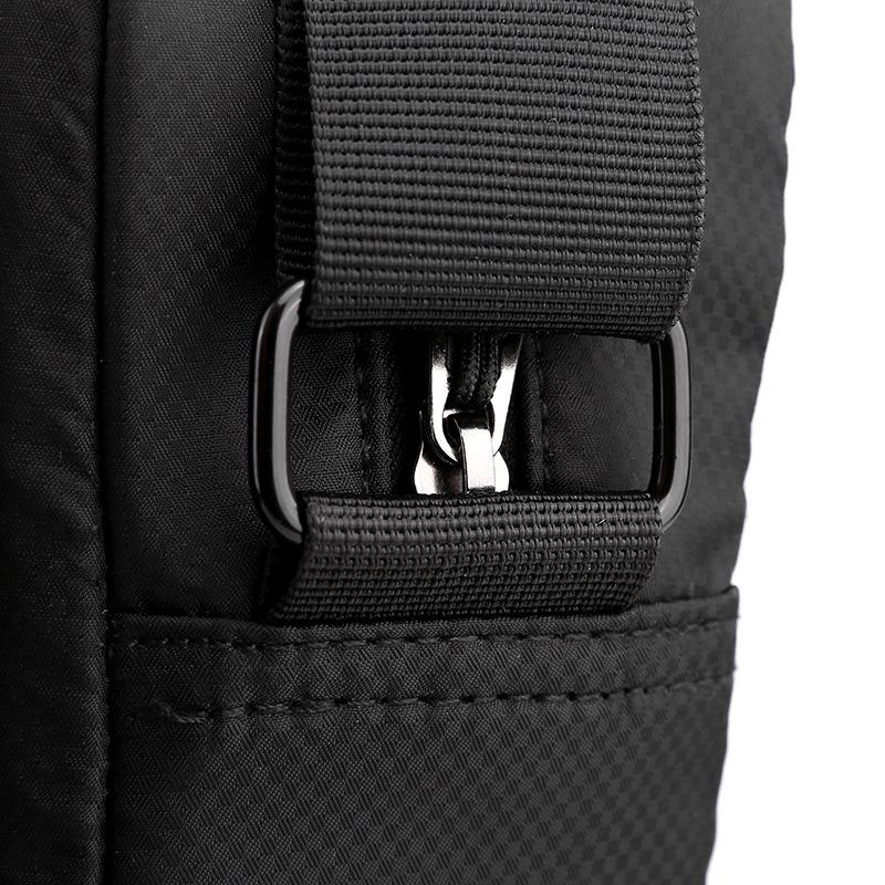 Herren-Einfarbiger Polyester-Crossbody-Rucksack – Große Kapazität, Lässiges Business-Vertikales Design