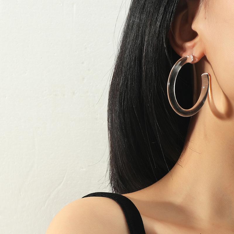 Exaggerated White Imitation Zircon Stud Earrings for Women Vintage Metal Six Petal Flower Temperament Earrings Wedding Zircon