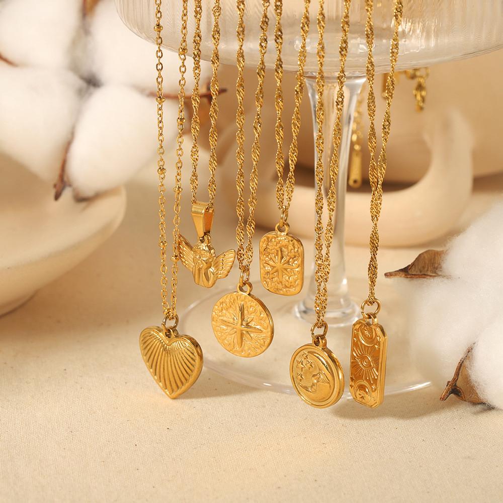 Style Star Shape Titanium Steel Pendant Necklace For Men And Women