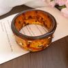 Amber Star Speckle Acrylic Geometric Beaded Bracelet - Elegant and Stylish Design, Light Luxury Hand Accessory