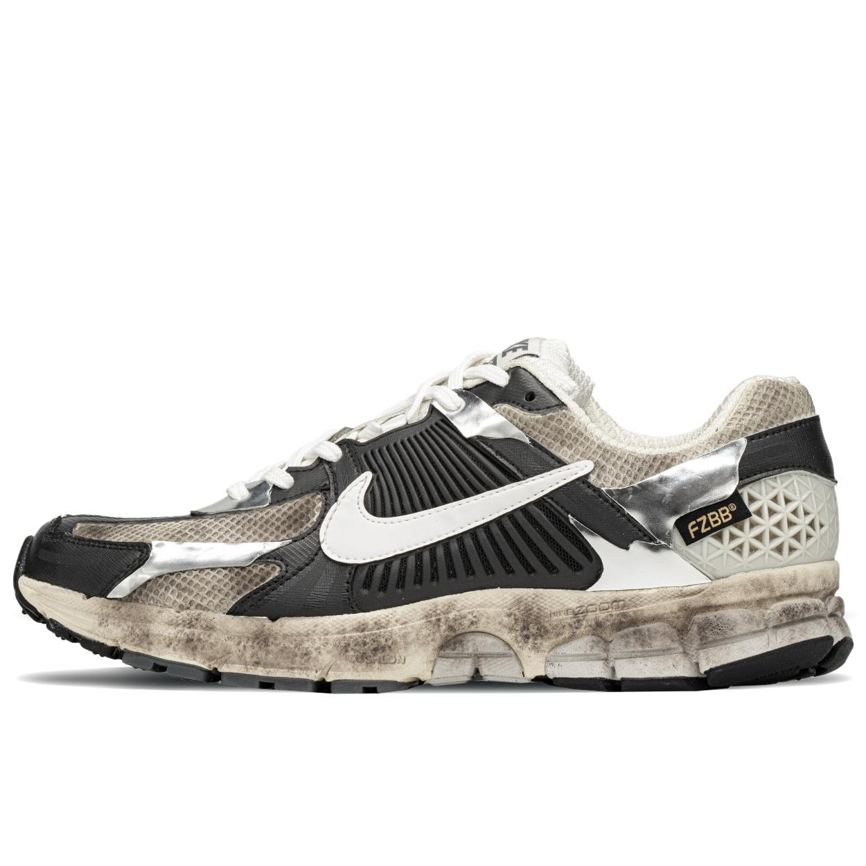 Nike Zoom Vomero 5 Breathable Moisture Wicking Breathable Moisture Wicking Low top Running Shoes Unisex Black Brown HF0731-007(TeamA-) 44