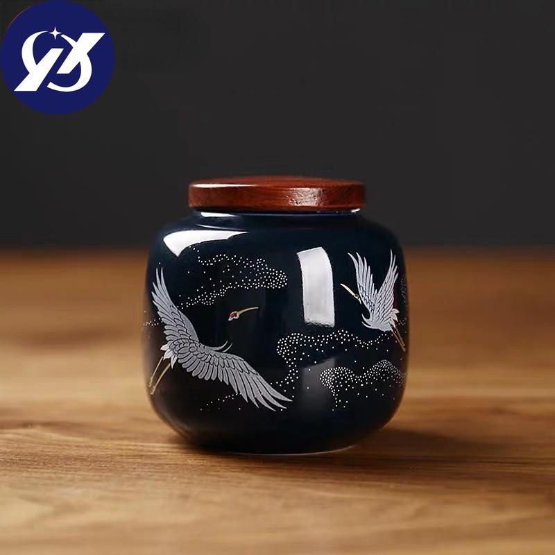 Přenosný ručně malovaný jeřábový čaj Caddy Keramický kanystr Utěsněná nádoba na kořenky Balící krabice