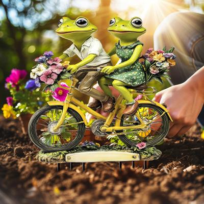 Frog Couple Garden Stake 2D Acrylic Flat Frogs Decoration Waterproof Animal Stake for Flower Pot Planter Window Box