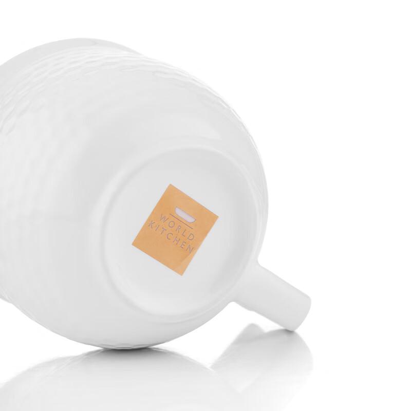

WORLD KITCHEN Golf Series Ceramic Cup and Saucer Set