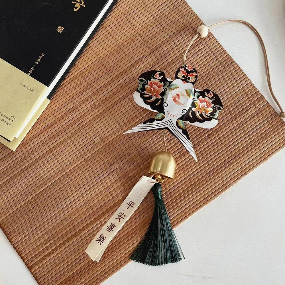 

Wind Chime Mini Decorative Pendant Traditional Kite Shape New Chinese Style Swallow Backpack Pendant Creative Gift for Friends