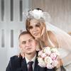Decorative Hat with Veil and Floral Mesh Clip, White Tea Party Headpiece for Women Wedding Cocktail Special Occasion Accessories