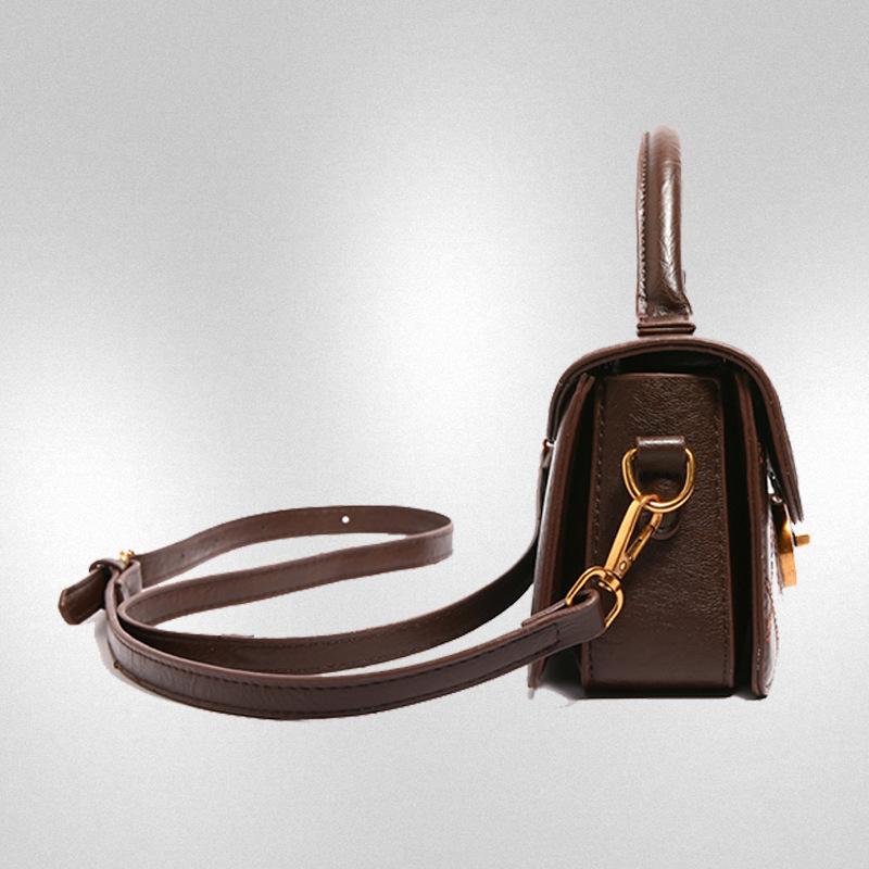 Premium kleine Tasche Damenhandtasche Frühling und Herbst neu vielseitig trendig Schulter Umhängetasche modische Damen tragbare kleine quadratische Tasche