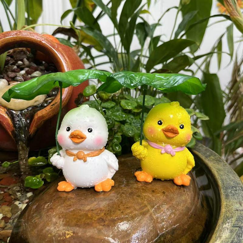 Garden Duck Statue, Cute Duck Figurine Holding Lotus Leaf Umbrella Resin Yard Art Sculpture, Garden Statues