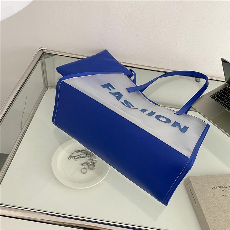 Today's Popular Transparent Big Bag Women's New Trendy Fashion Jelly Women's Bag Shoulder Big Bag Tote Bag