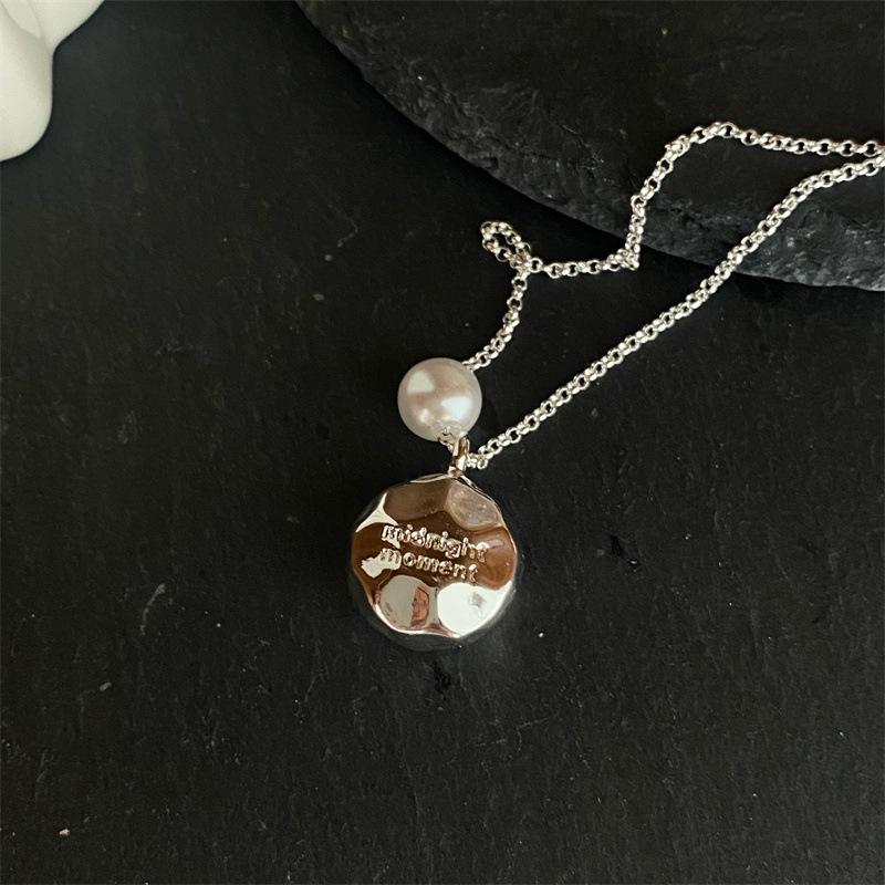 Dongdaemun Double Pearl Silver Necklace: Stylish, Unique, and Minimalist Clavicle Chain
