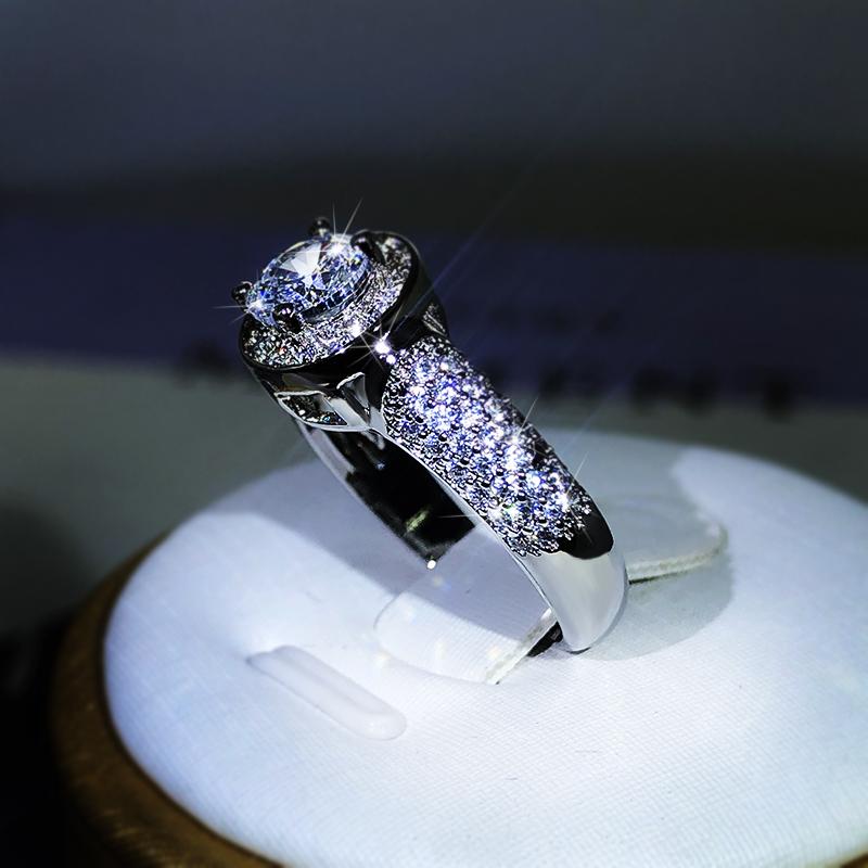 Silver Classic Gypsophila Inlaid With Large Zircon White Crystal Ring For Women Party Wedding Engagement Cubic Zirconia Ring