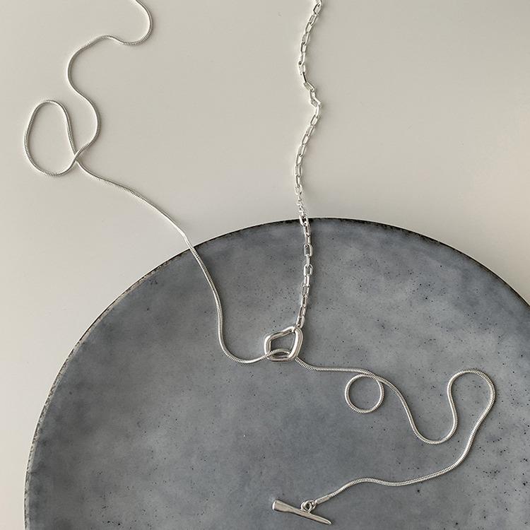 S925 Silver Minimalist Cool Style OT Clasp Necklace – Versatile One-Word Stick Choker for Women