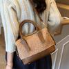 2025 Winter New Retro Plush Handbag Women's Bag Trendy Fashion Shoulder Bag Premium Texture Messenger Bag